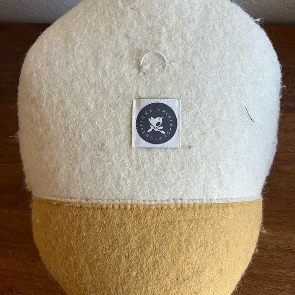 FIONA WALKER felt ice cream cone - Picture 3 of 6